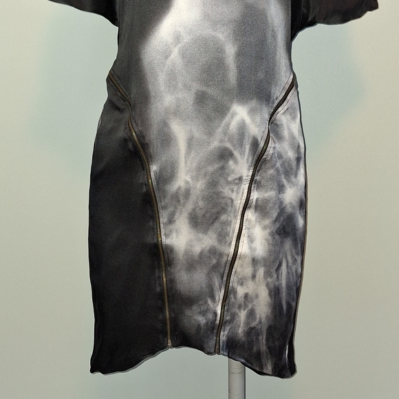 🅱️🅾️G🅾️ Helmut Lang shadow smoke printed silk dress - Picture 9 of 11
